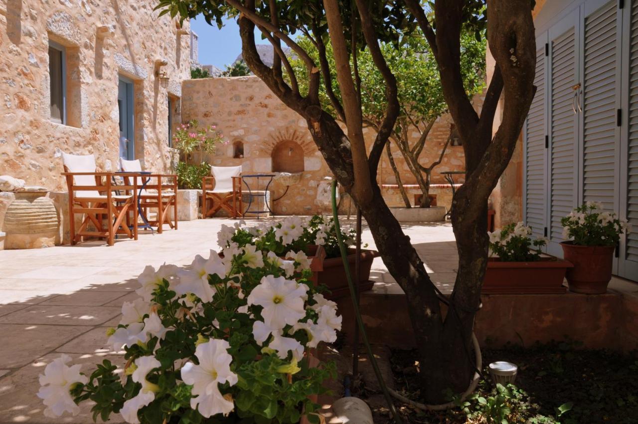 Petrounis Hotel Areopoli Dış mekan fotoğraf